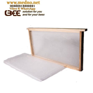 Plastične prozirne satne osnove od prehrambene plastike koje ne treba premazati voskom! Plastic foundations that need no wax coating! Plastic transparent bee foundations made of food-grade plastic that do not need to be coated with wax Kunststoff ( Mittelwände ) transparente Bienenfundamente aus lebensmittelechtem Kunststoff, die nicht mit Wachs beschichtet werden müssen Fondotinta in plastica trasparente a forma di ape in plastica alimentare che non necessita di essere ricoperta di cera Bases de plástico transparente para abejas hechas de plástico apto para alimentos que no necesitan ser recubiertas con cera